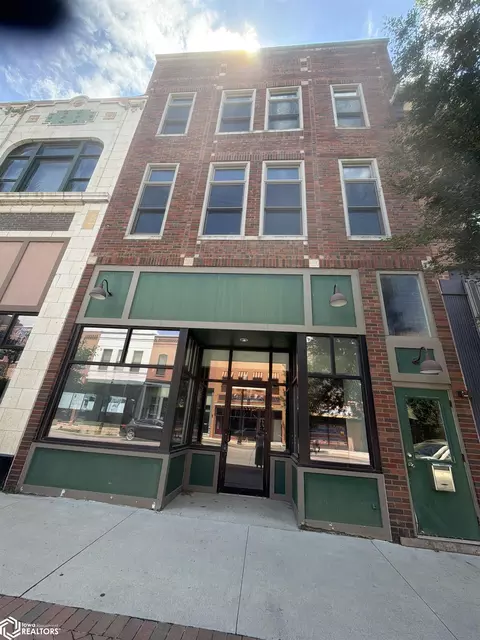 314 E Main St, Ottumwa, IA 52501