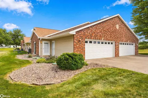 628 Layne Dr #1, West Burlington, IA 52655