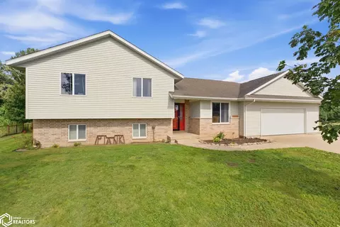 3118 116th Cir, Riverside, IA 52327