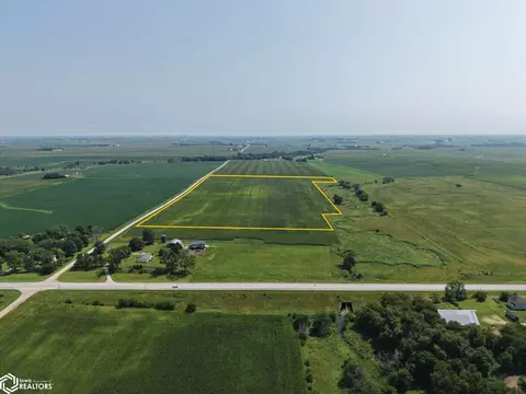 110 Th St, Pilot Mound, IA 50036