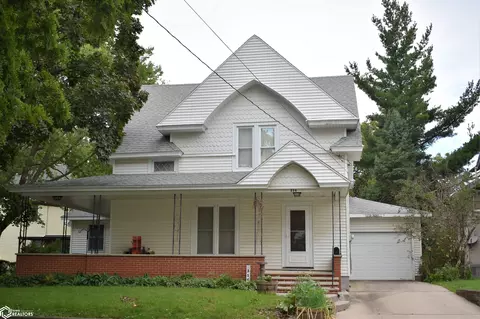 314 Iowa St, Iowa Falls, IA 50126
