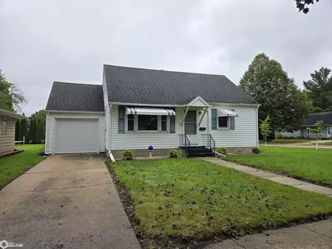 721 S Louisiana Ave, Mason City, IA 50401