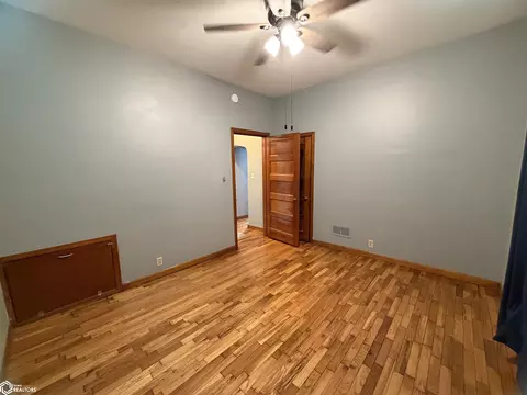 Bedroom - 402 E State St, Centerville, IA 52544 photo 1 of 4