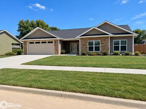3 Green Oak Ct, Fort Madison, IA 52627