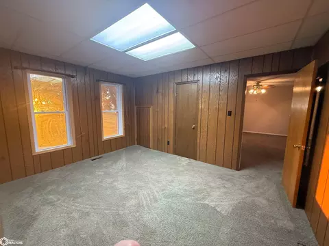 Bedroom - 367 210th St, Scranton, IA 51462 photo 1 of 6