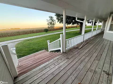 Exterior - 367 210th St, Scranton, IA 51462 photo 9 of 15
