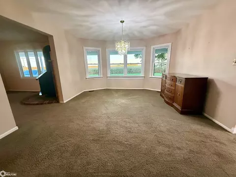 Living - 367 210th St, Scranton, IA 51462 photo 4 of 5