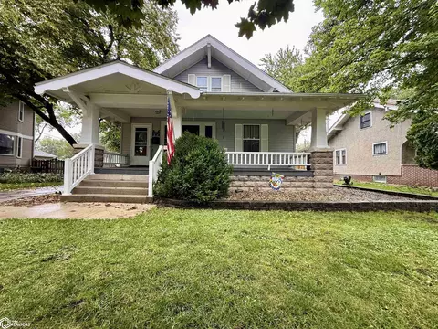 909 Boone St, Webster City, IA 50595