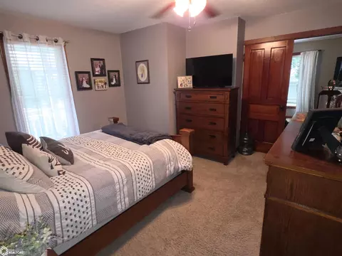 Bedroom - 301 4th Ave, Dedham, IA 51440 photo 3 of 10