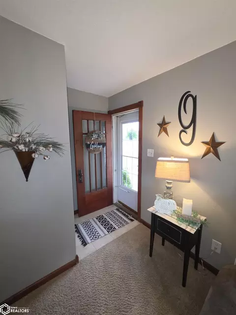 Entry Way - 301 4th Ave, Dedham, IA 51440 photo 1 of 3