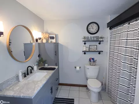 Bath - 301 4th Ave, Dedham, IA 51440 photo 1 of 5