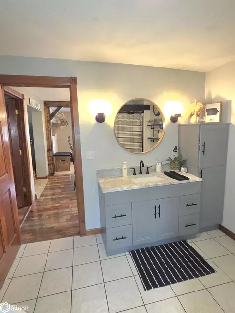 Bath - 301 4th Ave, Dedham, IA 51440 photo 2 of 5