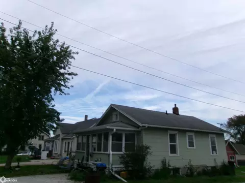 105 W Irving St, Creston, IA 50801