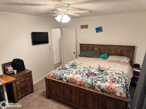 Bedroom - 355 N 17th St, Hamilton, IL 62341 photo 1 of 4