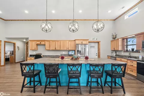Kitchen - 2029 500th Ave, Deep River, IA 52222 photo 2 of 6