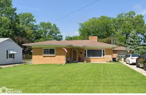 1405 Hagemann Ave, Burlington, IA 52601