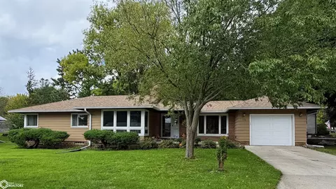 336 N West St, Forest City, IA 50436