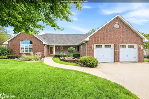 4022 Ridgeway Dr, Harlan, IA 51537