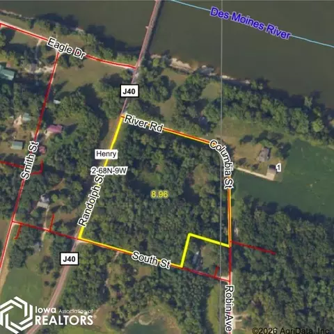 22361 Columbia St, Keosauqua, IA 52565