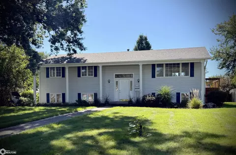 128 Deppe Ln, Ottumwa, IA 52501