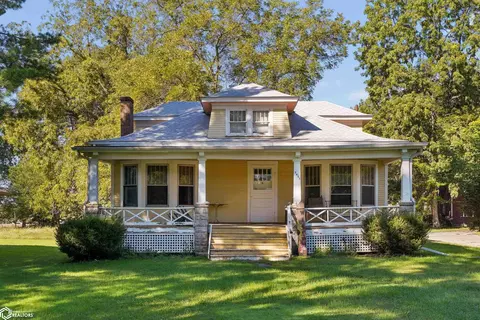 2415 Madison Ave, Burlington, IA 52601