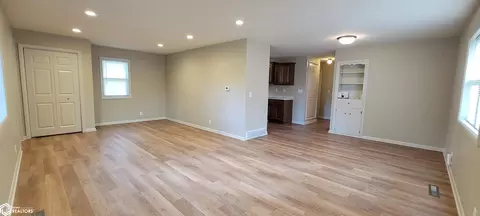Living - 1208 E State St, Algona, IA 50511 photo 4 of 4