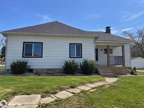 1702 S Main St, Albia, IA 52531