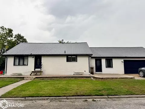 1204 Wood St, Webster City, IA 50595