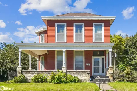 901 Summer St, Burlington, IA 52601