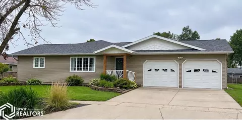 1810 E Walnut St, Algona, IA 50511