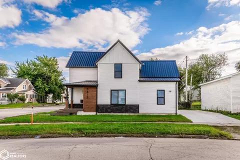 312 N 3rd Ave, Marshalltown, IA 50158