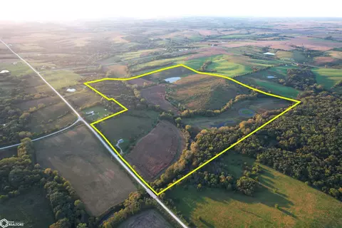 1873 Doyel St, Osceola, IA 50213