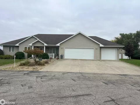 2014 Irvington Rd, Algona, IA 50511