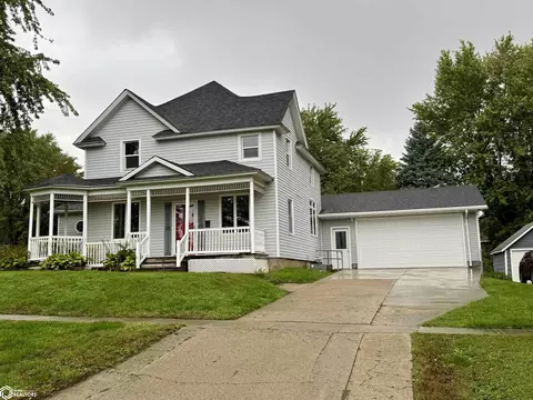 221 2nd St, Manning, IA 51455