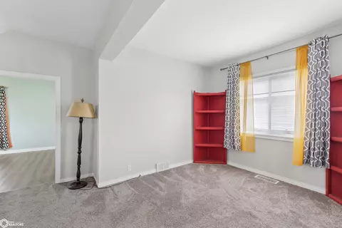 Living - 1020 Front St, Garner, IA 50438 photo 7 of 8