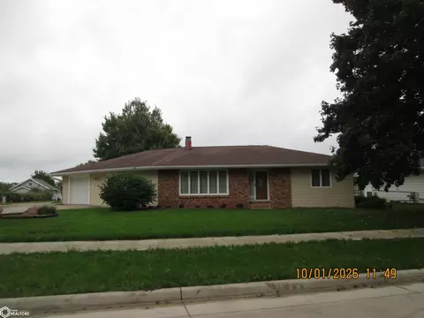 702 5th St, Adair, IA 50002