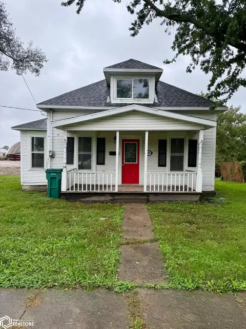 404 S Railroad St, Bloomfield, IA 52537