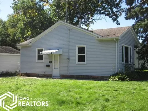 516 7th St NE, Belmond, IA 50421