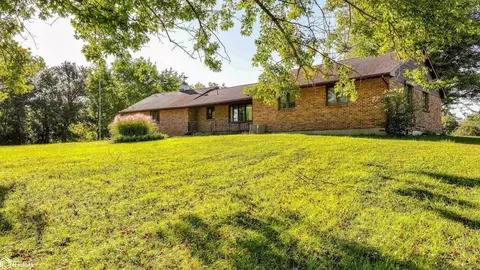 13464 65th St, Ottumwa, IA 52501