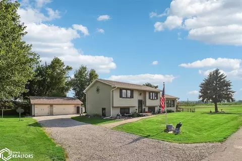 916 Streeter St, Kellogg, IA 50135
