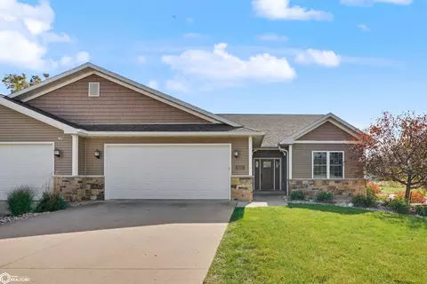 5193 Turnberry Ct, Burlington, IA 52601