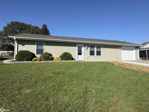 402 Crestview Dr, Le Grand, IA 50142