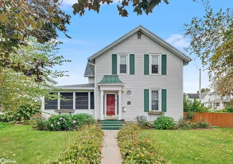 712 W Main St, Marshalltown, IA 50158