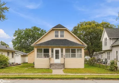 533 S Plane St, Burlington, IA 52601