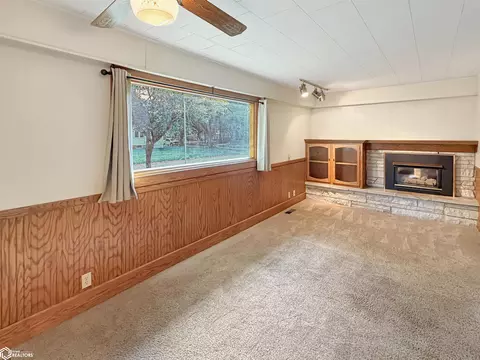 Living - 208 1st Ave SE, Hampton, IA 50441 photo 6 of 7