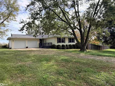 2387 Lilac Ct, Fairfield, IA 52556