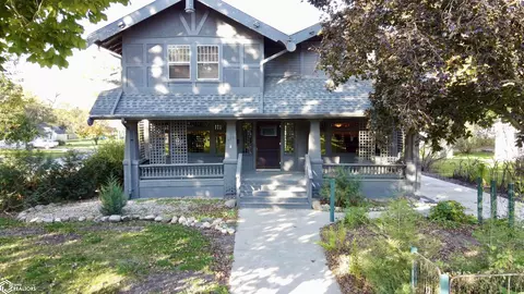 622 S Chestnut St, Jefferson, IA 50129