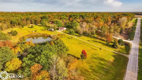 2537 Glasgow Rd, Fairfield, IA 52556