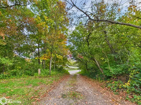11581 Dahlonega Rd, Ottumwa, IA 52501
