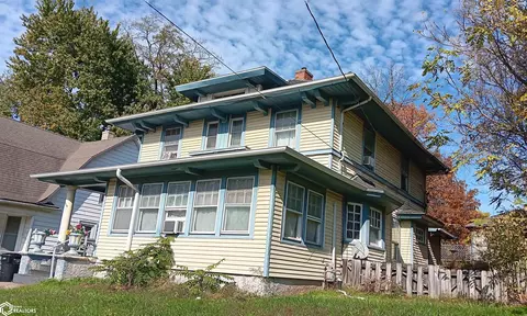 209 W Maple Ave, Ottumwa, IA 52501